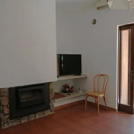 Maria Silvia Apartment Palau